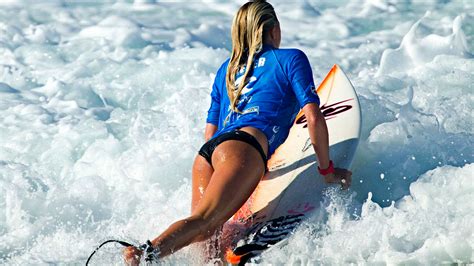 Girls Surfing Wallpaper Images