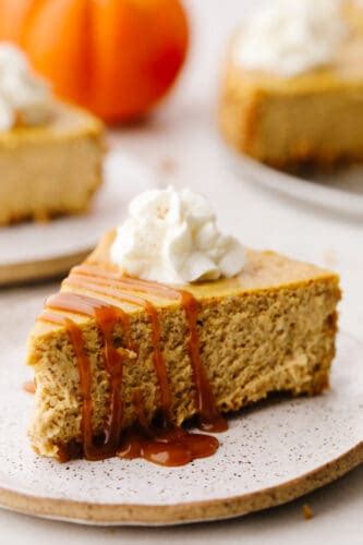 Pumpkin Cheesecake With Caramel Sauce Yummy Recipe