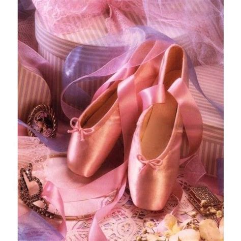 0 Pink Ballet Shoes Pointe Shoes Ballet Slippers Dance Shoes En Pointe Ballerina Girl