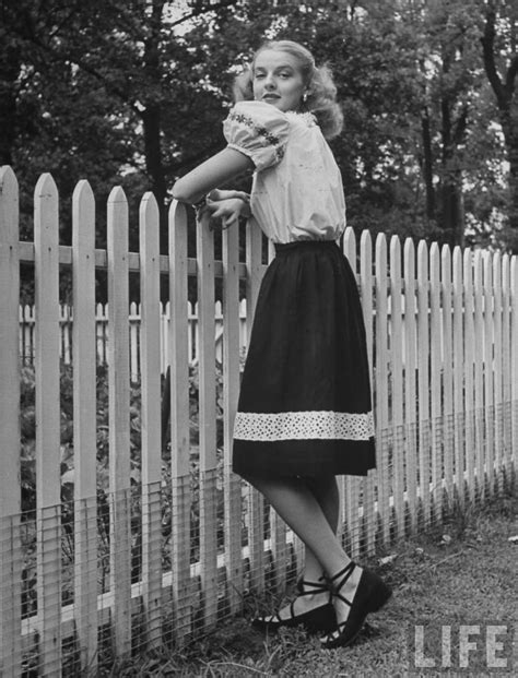 Women In 1940 1950s In Black And White Photos By Nina Leen Bored Panda