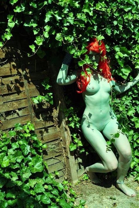 Poison Ivy Nsfw Cosplay Cosplay Pictures Luscious