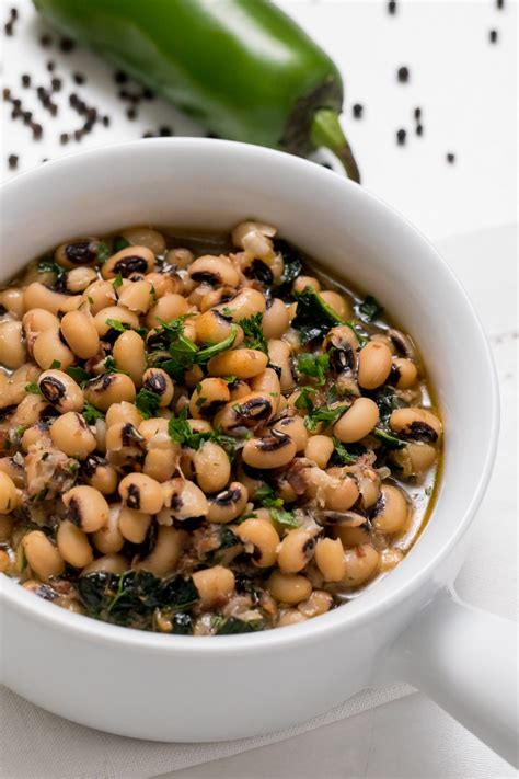 Traditional Classic Southern Black Eyed Peas Make Every Holiday Meal