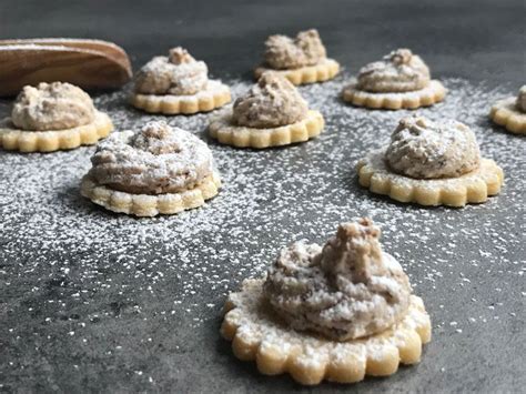 What kind of food do they eat in croatia? Nonice - Christmas cookies from Croatia - Krolitaslife ...