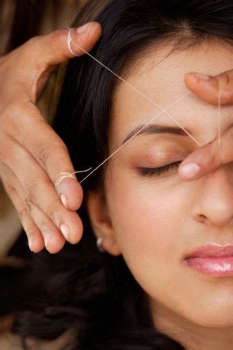 8 Things No One Ever Told You About Eyebrow Threading Épilation Au