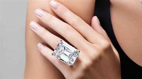 Sothebys Perfect 100 Carat Diamond Sells For 22m Cnn