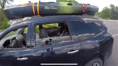 How To Car Top A Kayak On A Suv Oldtown Topwater Pdl Youtube