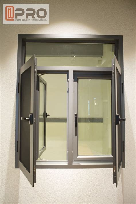 jendela tahan hujan aluminium casement thermal break aluminium system