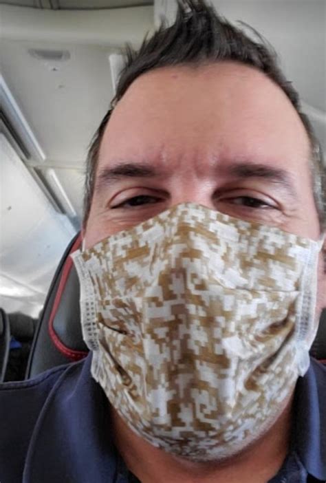 Airline Passenger Describes Flight With People Without Masks