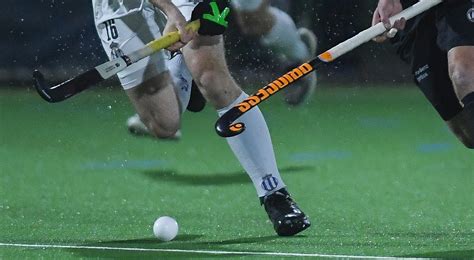 Le hockey sur gazon se joue sur un terrain de 91,40 m de long, pour 55 m de large. Hockey sur gazon : les championnats sont clôturés, aucun ...