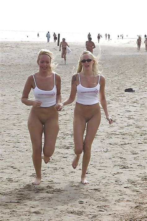 Bottomless Transgender Nude Beach