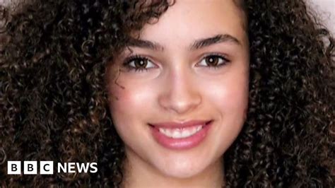 Cbbc Star Mya Lecia Naylor Dies Age 16 Bbc News