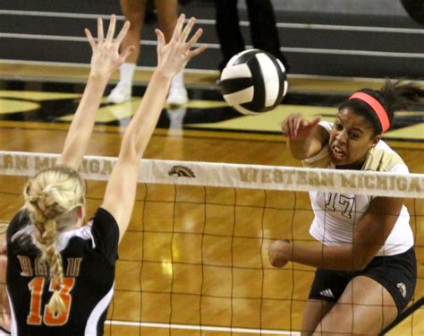 Wmu Volleyball Team Tops Bowling Green For 30th Straight League Victory