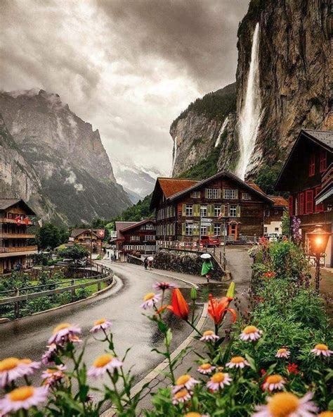 The Valley Of 72 Waterfalls Lauterbrunnen Switzerland Beautiful