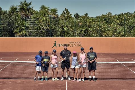 TONI NADAL LLEGA AL “RAFA NADAL TENNIS CENTRE” DE COSTA MUJERES