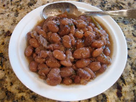 Pinto beans and ham hocks, ingredients: Oishikatta 美味しかった: Drunken Pinto Beans w/ Smoked Ham Hock (slow cooker)
