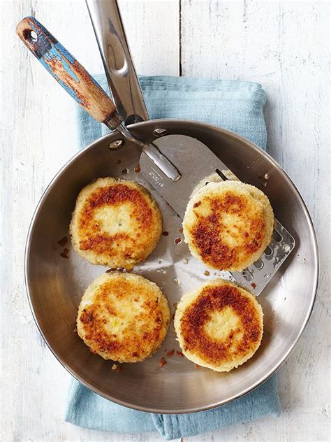 Cook until browned, about 3 minutes per side. Smoked haddock and chive fishcakes | Recipe | Fish cakes ...