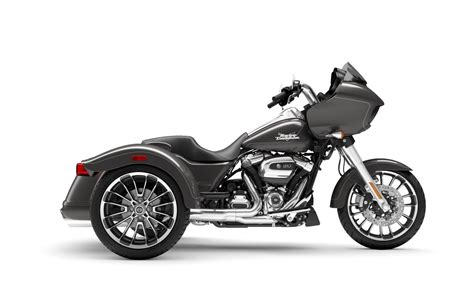 2023 Harley Davidson Road Glide™ 3 Gray Haze Chrome Finish For Sale