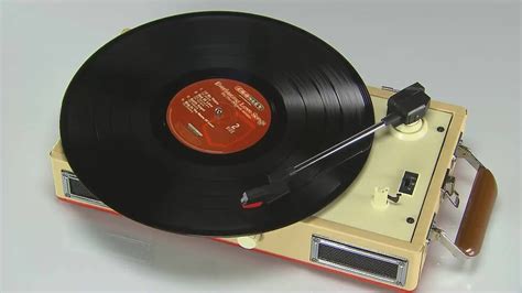 Crosley Cr40 Mini Turntable Record Player Youtube