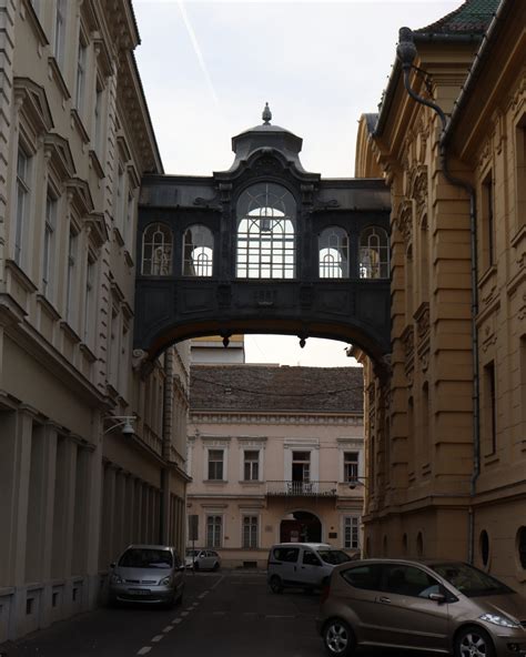 Kolodko mihály új alkotása a szabadság hídra került. Előtte-utána - Horváth Róbert Photography