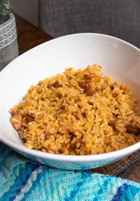 dominican moro brown rice with beans belqui s twist