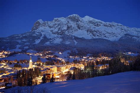 Cortina d'ampezzo is a town in the province of belluno, in the region of veneto, italy. THE BEST RESTAURANTS IN CORTINA D'AMPEZZO - The Italian ...