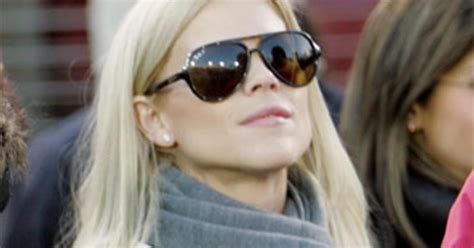 elin nordegren moves out report says cbs news