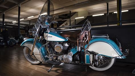 Now you can customize this iconic ride to look and perform shop custom indian motorcycle parts from brands like biker's choice, custom dynamics, drag specialties, firstgear, j&p cycles, joker. 1950 Indian Roadmaster Motorcycle: Classic Motorcycle ...