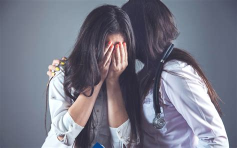 protocolo de atención integral a víctimas de violencia sexual lo que todo médico debe saber
