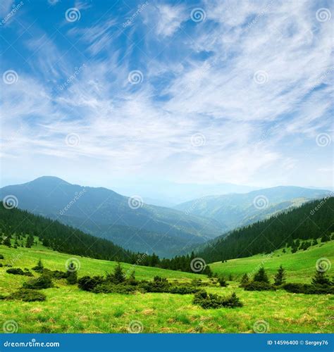 Green Mountain Valley And Sky Stock Photo Image Of Valley Horizon