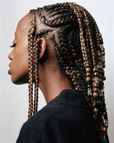 Hello, whimsy gives us a super festive and fun look to flaunt around the holidays this year. 23+ Stylish Fulani Braided Hairstyles to Rock In 2018 ...