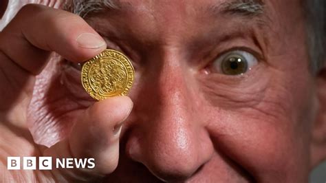 Edward Iii Gold Coin Found By Norfolk Detectorist Sells For £174k