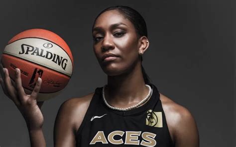 Aja Wilson 14 Selected As 2022 Wnba Defensive Player Of The Year