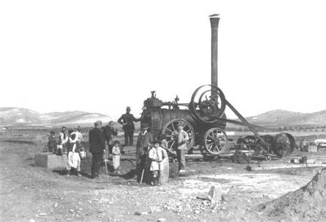 Une Des Premières Machines Agricoles à Maaziz Vers 1900 Vieux