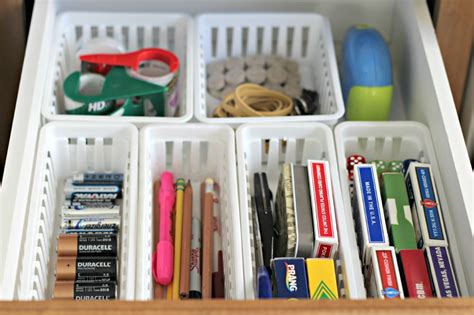 31 Days Of 15 Minute Organizing Day 9 Junk Drawer Organize And