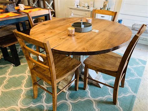 Round Rustic Farmhouse Table With Chairs Single Pedestal Etsy