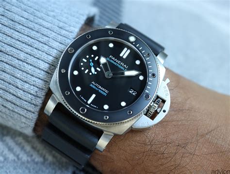 2021 Panerai Submersible 42mm Pam00683 Review Watch Advice