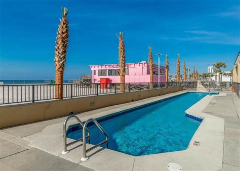 Resort Phoenix All Suites By Brett Robinson Gulf Shores Usa