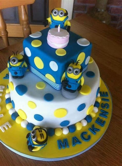 List of stunning minions cake design image ideas that can inspire you to have custom cake designs for upcoming birthdays, weddings, anniversaries. Pin by chloe cook on Cakes | Minion birthday cake, Minion cake, Party cakes