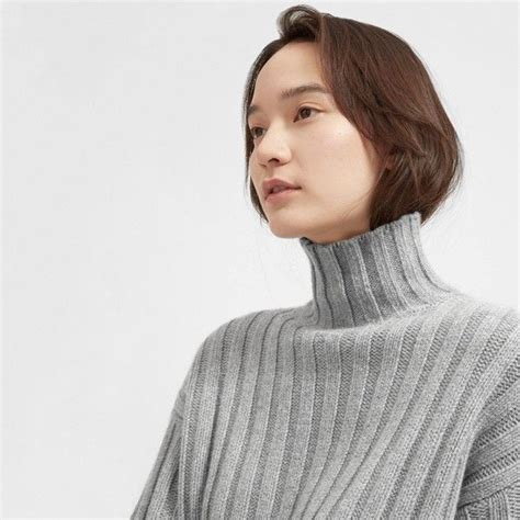 Everlane Women S Wool Cashmere Rib Oversized Turtleneck Sweater 125