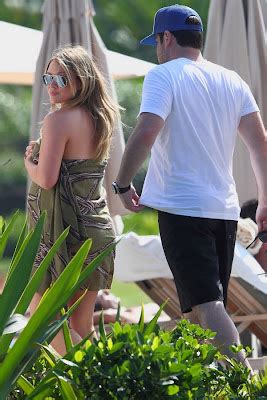 Hilary Duff News And Pictures Hilary Duff In Hawaii January