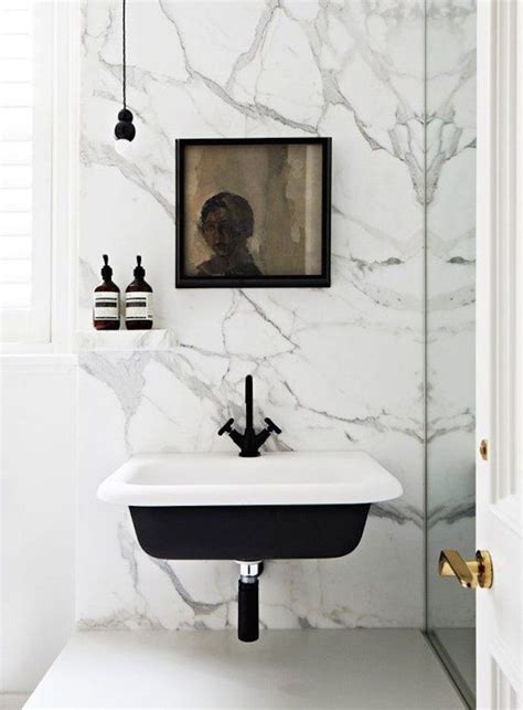 Can bathroom faucets be painted? Black Beauties: A look at Black Facuets