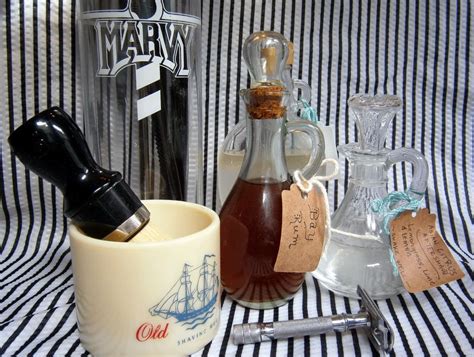 Great gift for men, but women love this too for their legs! DIY Aftershave/Tonic | After shave, Homemade face masks ...