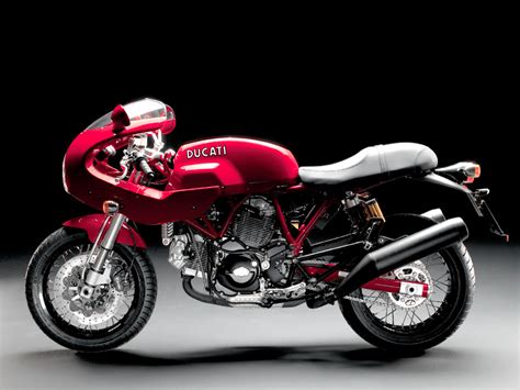 Also here you can see and download pictures of ducati motorcycles sport classic 1000s biposto how they looked by year. Ducati komt met nieuwe Scrambler: Cafe Racer - Nieuws ...