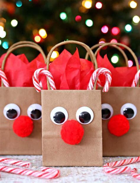35 Easy Christmas Crafts The Best Holiday Craft Ideas For This Season