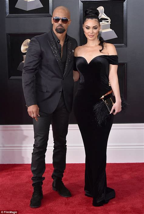 Grammys 2018 Shemar Moore Takes Date Anabelle Acosta Daily Mail Online