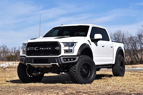 Lifted Ford Raptor With Kc Off Road Lightbar Ford Rap