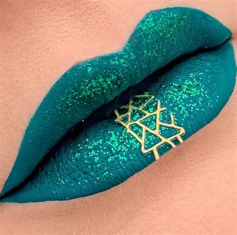 7 beautiful ways to wear green lipstick the glossychic in 2020 green lipstick lipstick