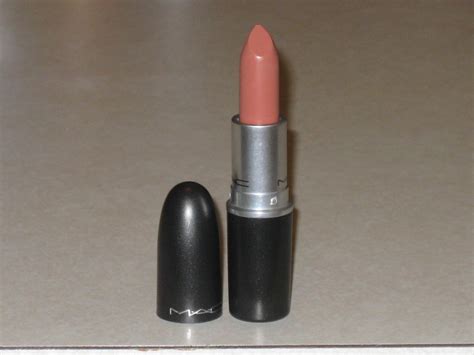 Hope you found the mac velvet teddy lipstick review useful! MAC Lipstick "Velvet Teddy" (matte)