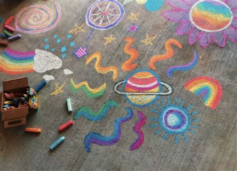 20 Easy Sidewalk Chalk Art Ideas Homyhomee