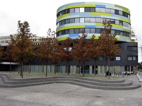 Gsw immobilien, a company in berlin. GSW Headquarters Berlin: Sauerbruch Hutton Building - e ...